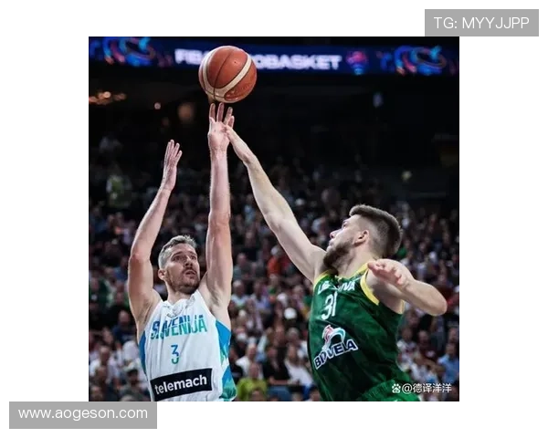 成都篮球队在欧锦赛中的团队协作表现分析与点评