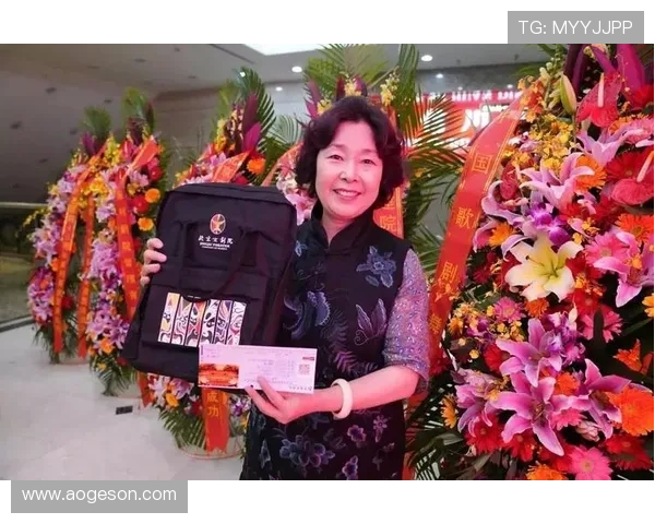 老中国足球明星的辉煌岁月与传奇故事回顾