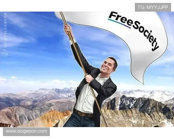 足球明星的信仰之路与职业生涯的交织探讨