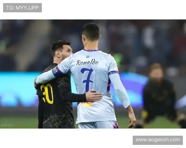 绝代双骄足球明星的传奇之路与辉煌成就探秘 绝代双骄足球明星的传奇之路与辉煌成就探秘