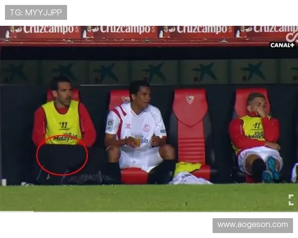 足球明星们那些令人捧腹的奇葩瞬间盘点与背后的趣事揭秘